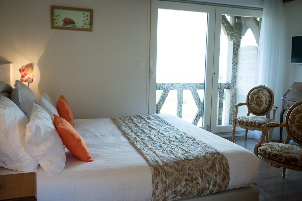 Saint-Samson-de-la-Roque B&B Le Clos Du Phare - En Campagne מראה חיצוני תמונה